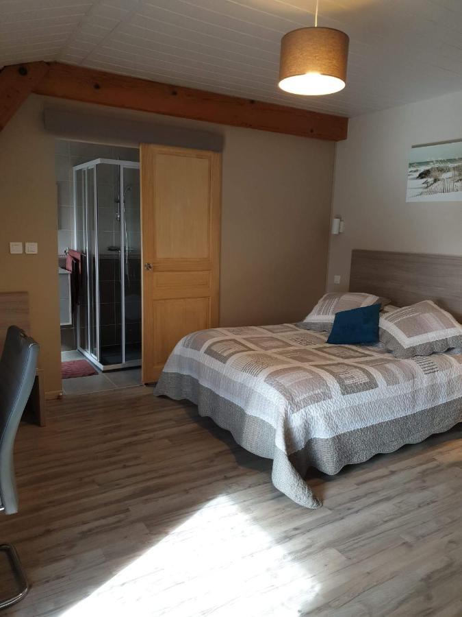 Saint-Martin-du-Frene Au Petit Bonheur Bed & Breakfast エクステリア 写真