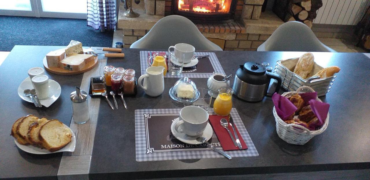 Saint-Martin-du-Frene Au Petit Bonheur Bed & Breakfast エクステリア 写真